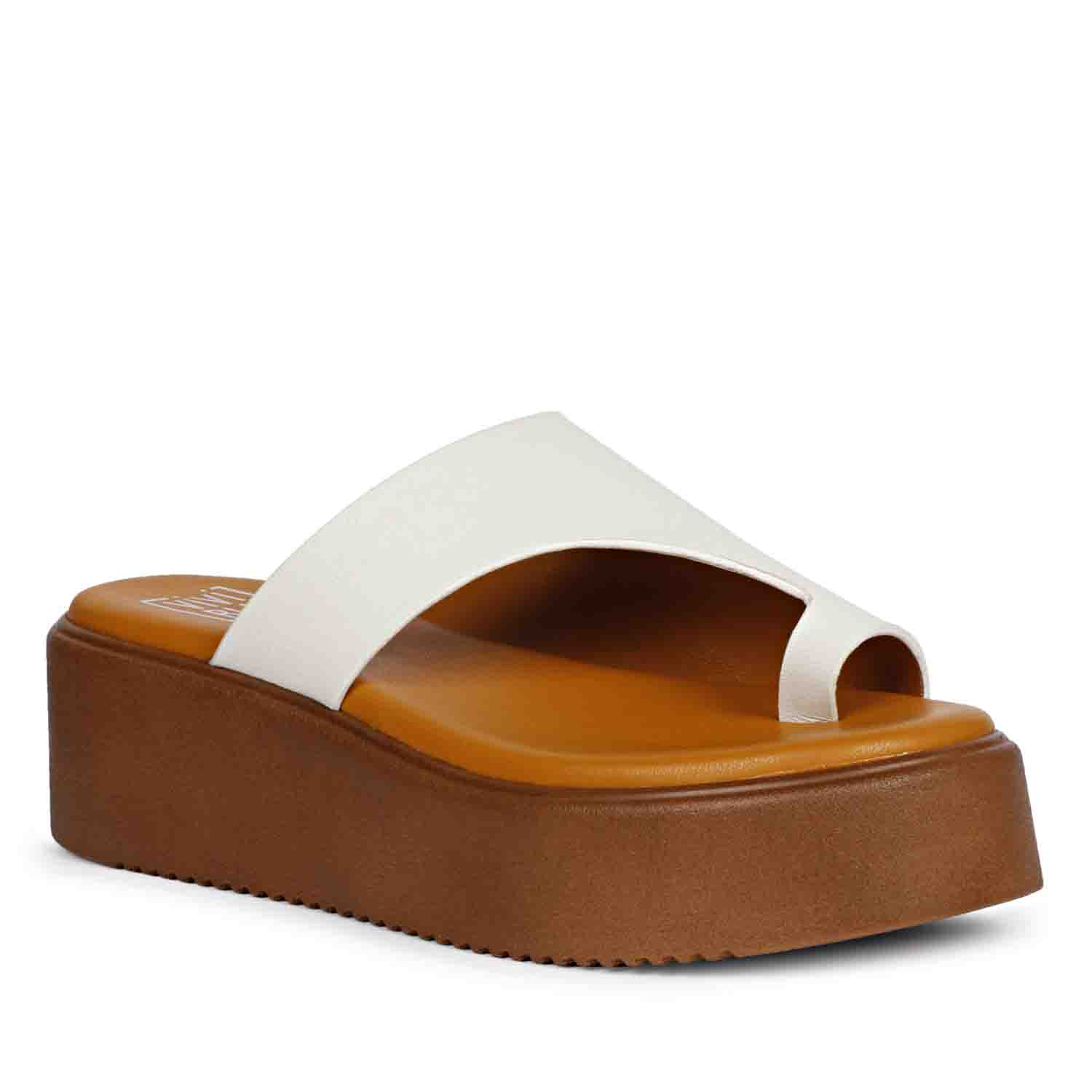 ViviBlu White Leather Platform Sandals - Image 7
